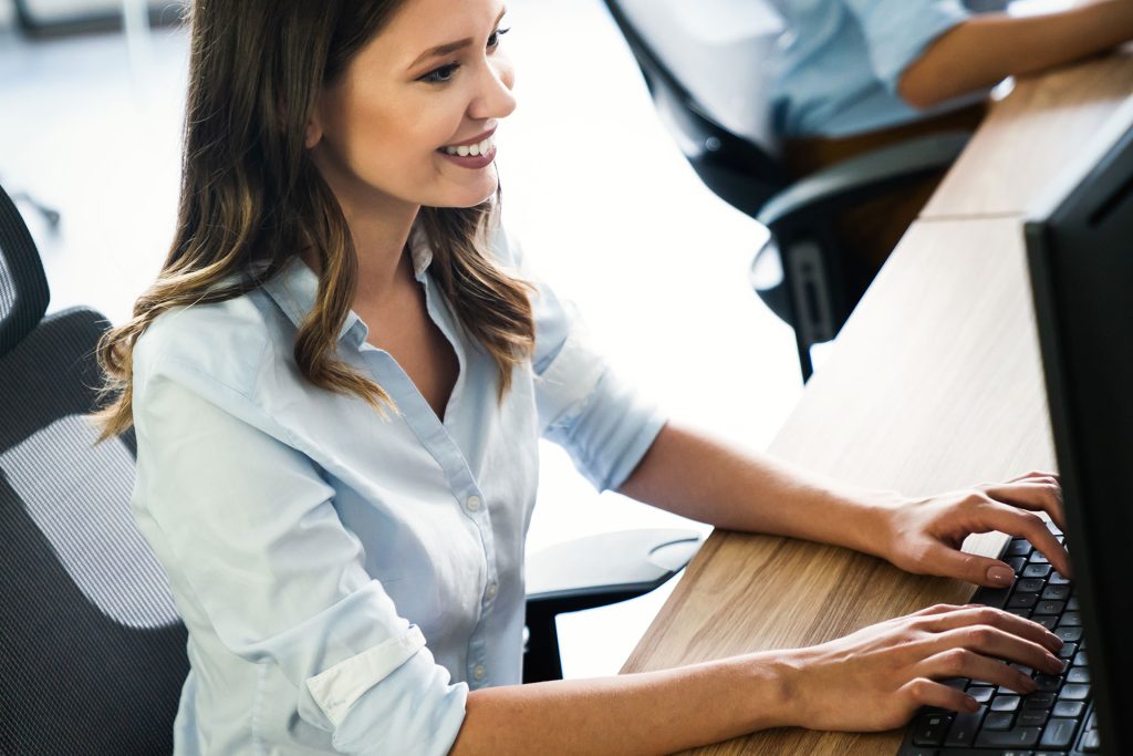 b2b databases