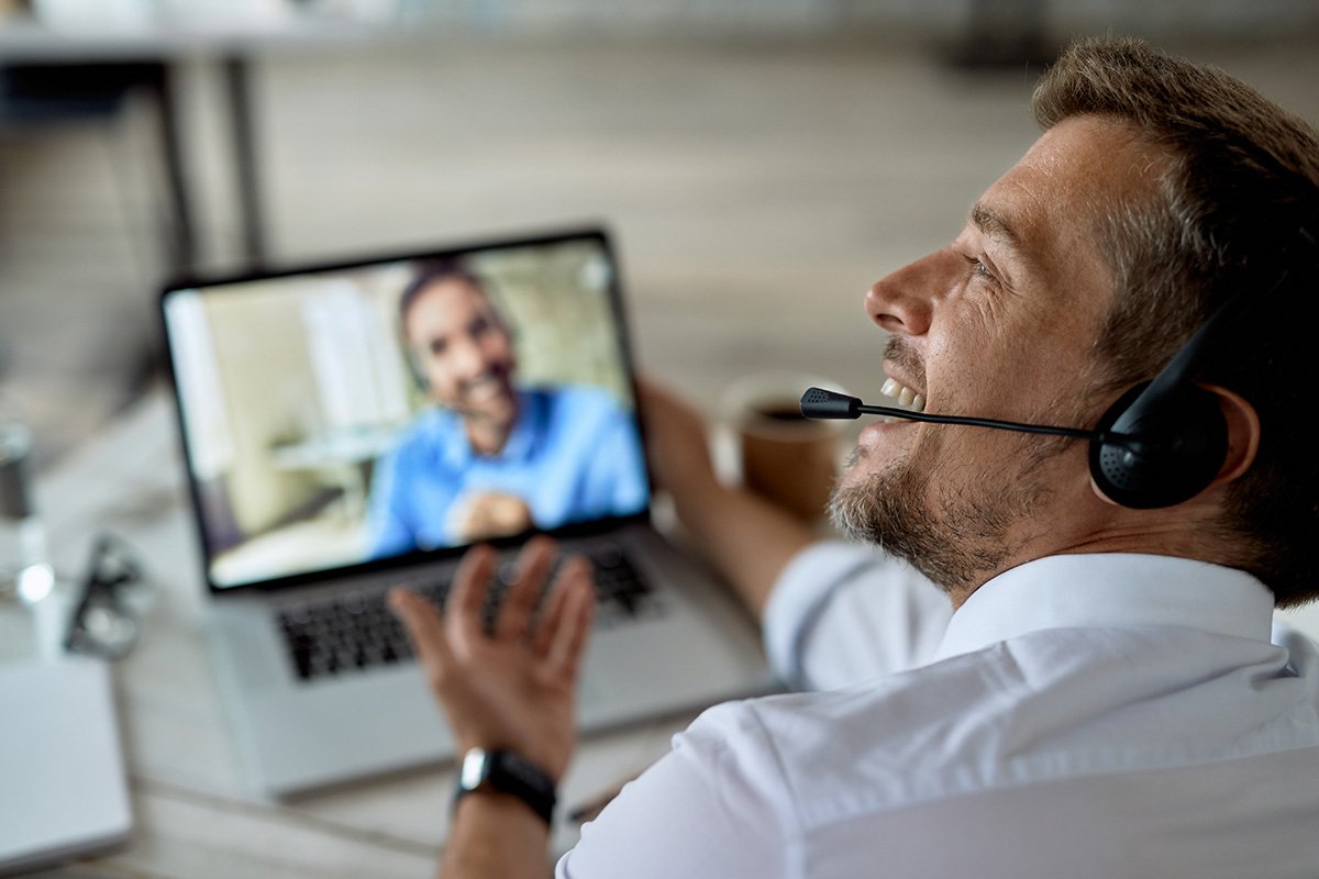 Voice of Customer (VoC): How to Embed Real Customer Insight into Your B2B Strategy 1 Voice of Customer in B2B—marketer capturing buyer language and priorities during a meeting